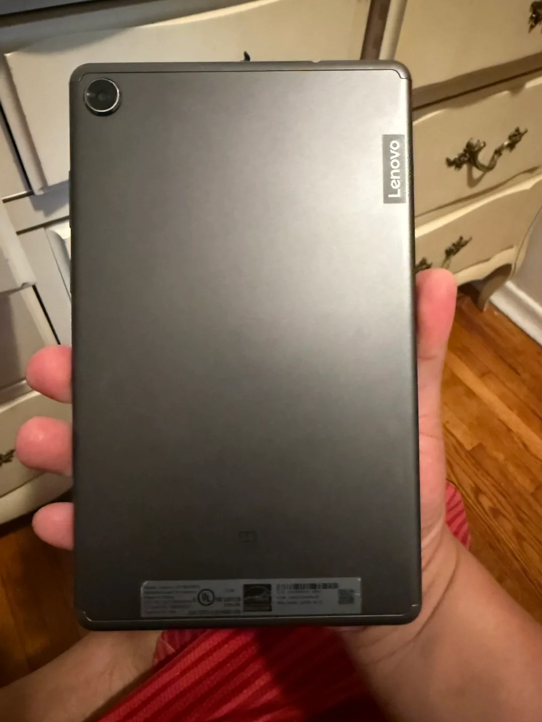 Lenovo Tab M8 & Samsung Galaxy Tab E 8.0 image indicator(2)