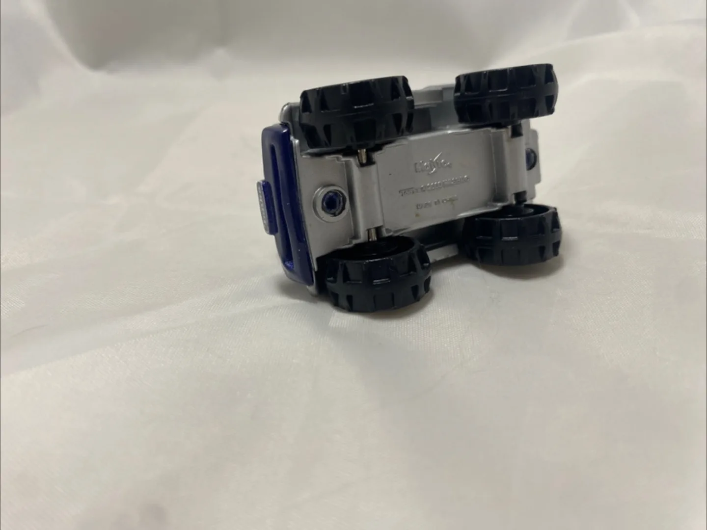 Tonka Lil Chuck and Friends Sheriff Chuck Diecast Toy Truck image indicator(4)