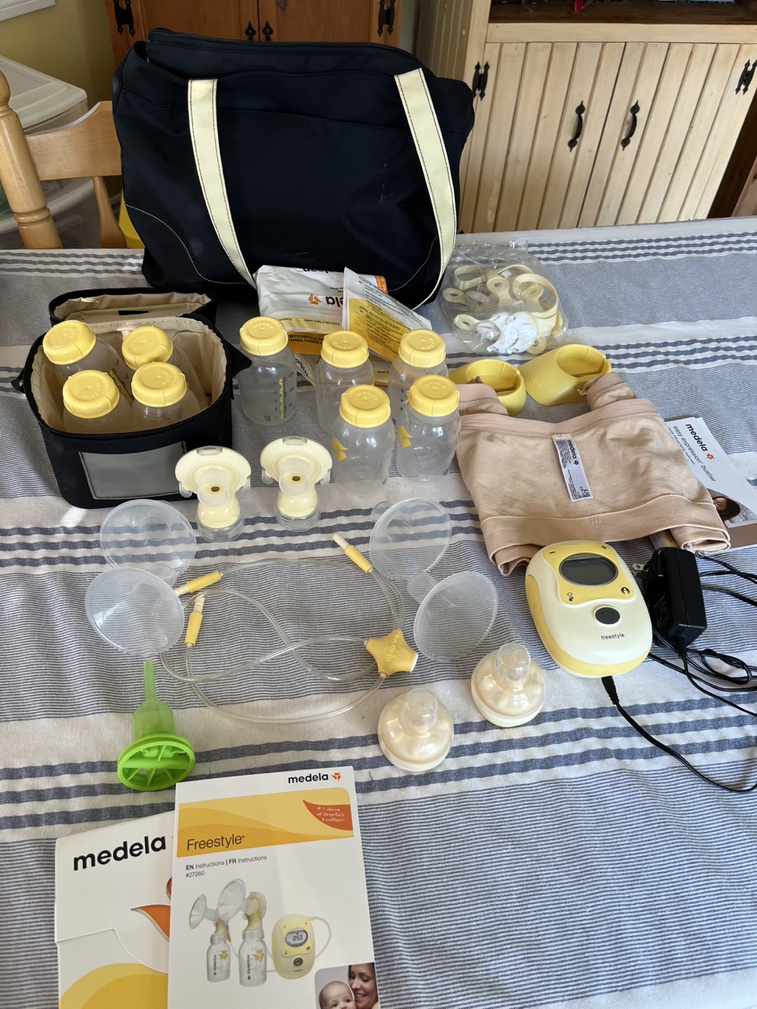 Medela Freestyle Breast Pump Set - photo 2