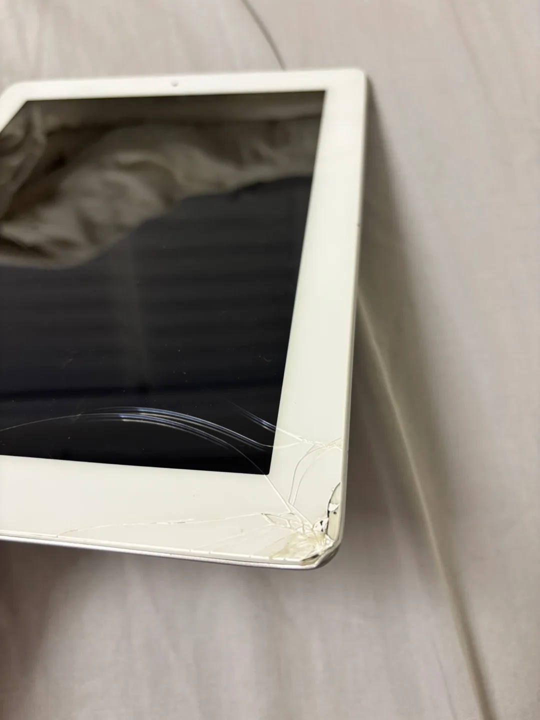 iPad 4th gen 16GB wifi image indicator(3)