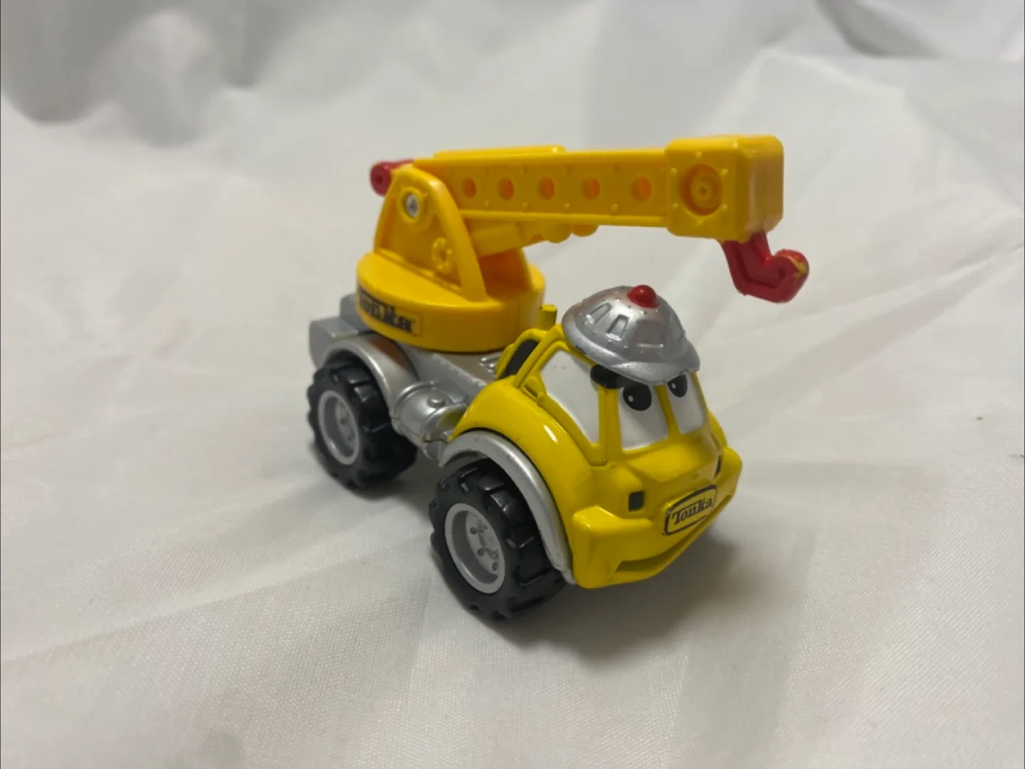 Maisto Tonka Lil' Chuck and Friends Truck crane image indicator(2)