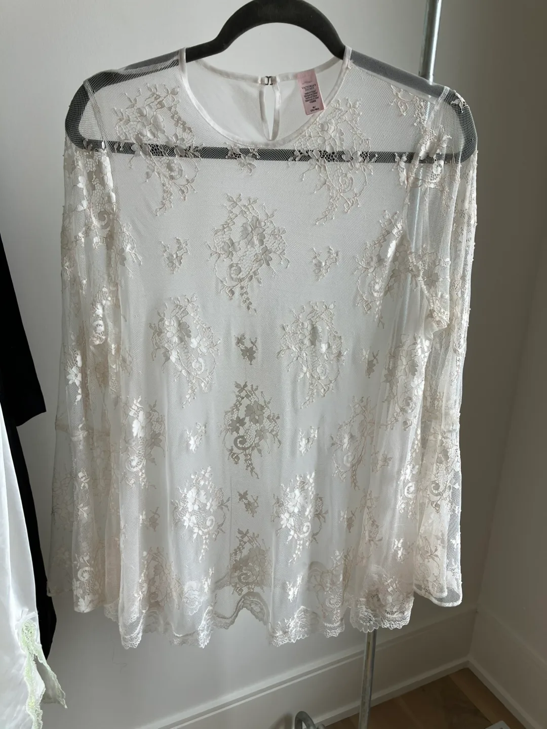 Victoria's Secret Lace Top - Size M thumbnail