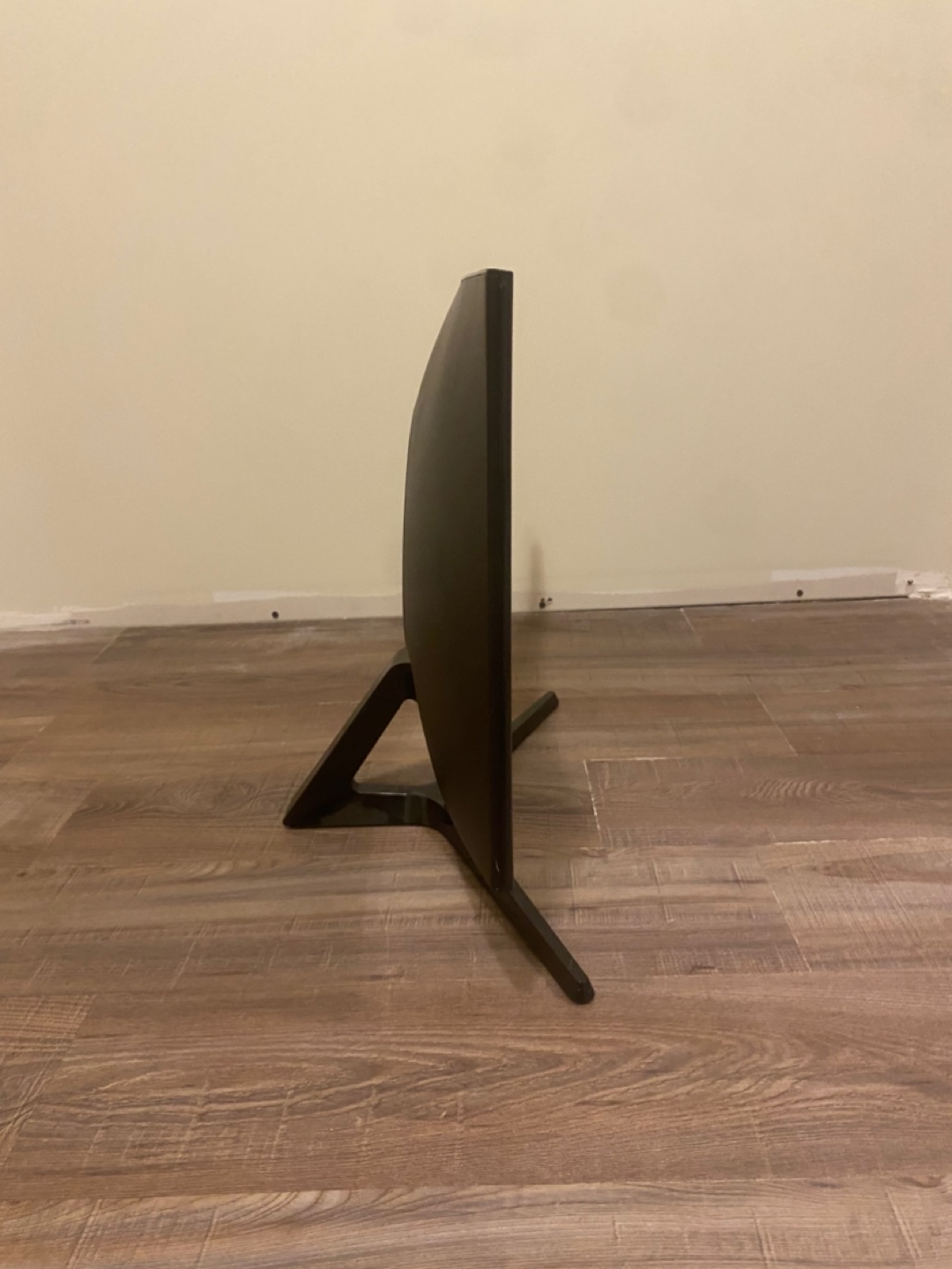 Samsung 24” Curved Monitor - photo 2