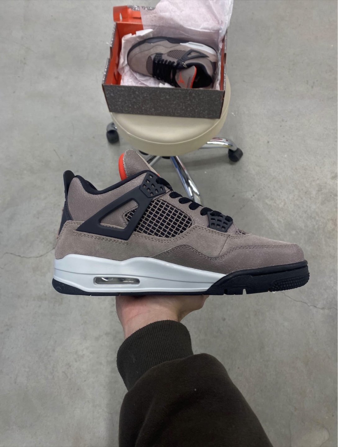 JORDAN 4 TAUPE HAZE SIZE 11 - photo 3