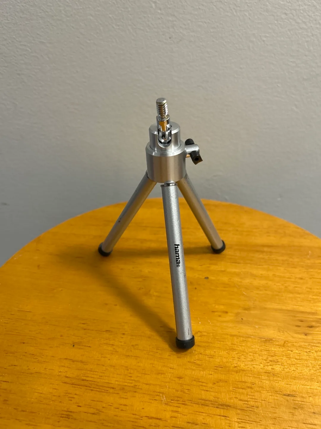 Hama Mini Tripod - Silver image indicator(3)
