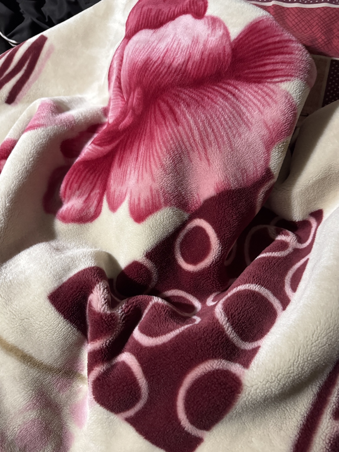 Floral Patterned Blanket - photo 2