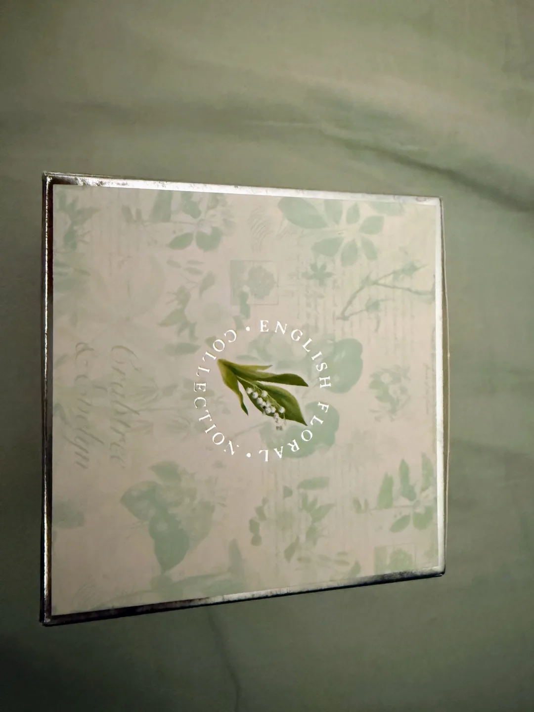 Crabtree & Evelyn Lily of the Valley Set image indicator(2)
