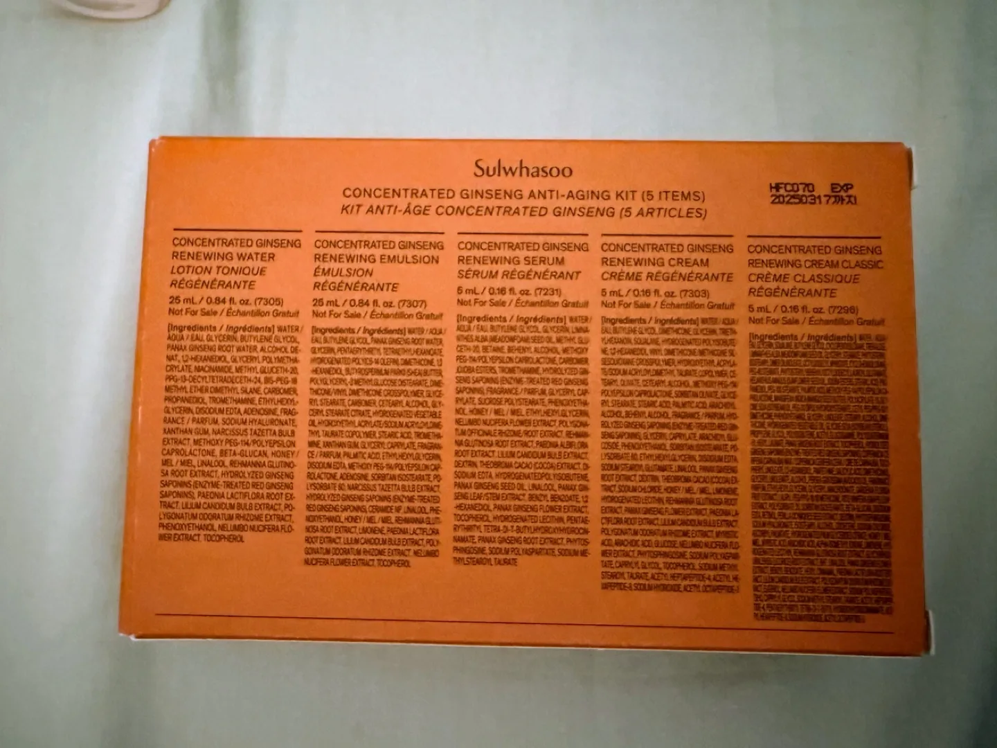 Sulwhasoo Concentrated Ginseng Anti-Aging Kit (5 Items) image indicator(2)