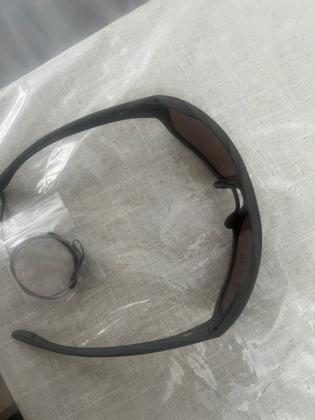 Oakley Valve Sunglasses - Matte Grey Smoke Frame image indicator(3)