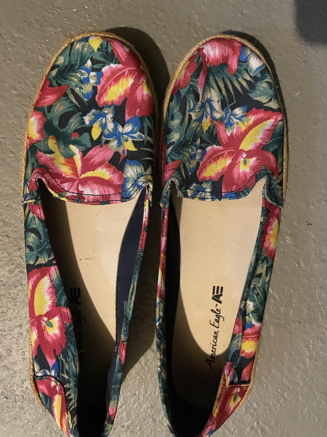 American Eagle Floral Slip-On Espadrilles - Size 9.5 - photo 4