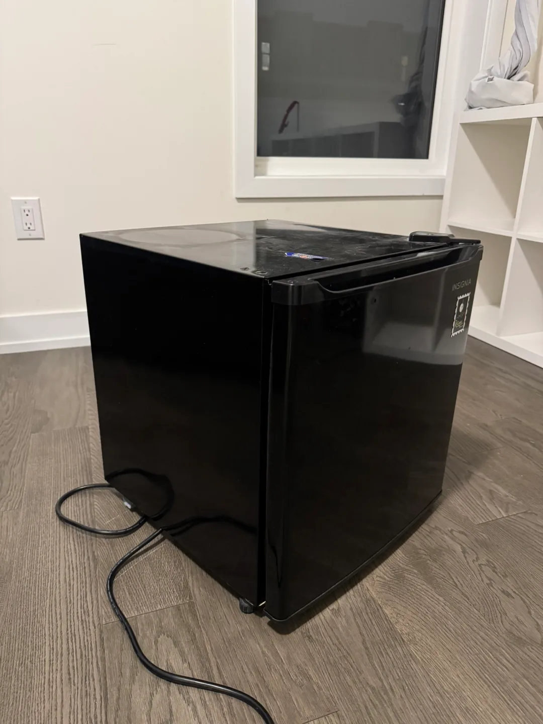 Insignia Mini Fridge - Black thumbnail