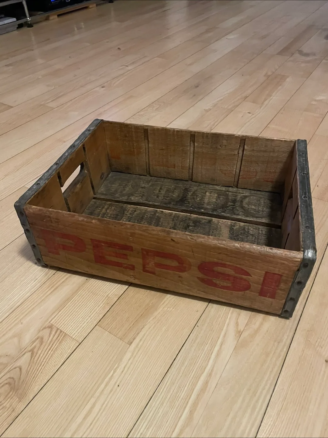 Vintage Pepsi Wooden Crate thumbnail