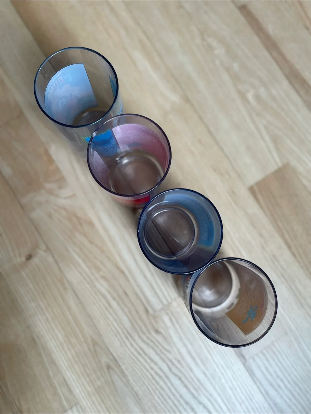 Walt Disney Classic Collector Series Glasses (4) image indicator(4)
