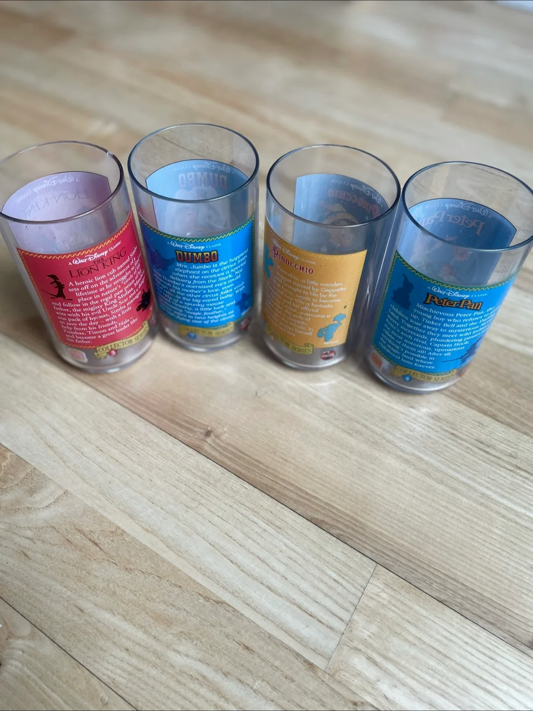 Walt Disney Classic Collector Series Glasses (4) image indicator(7)