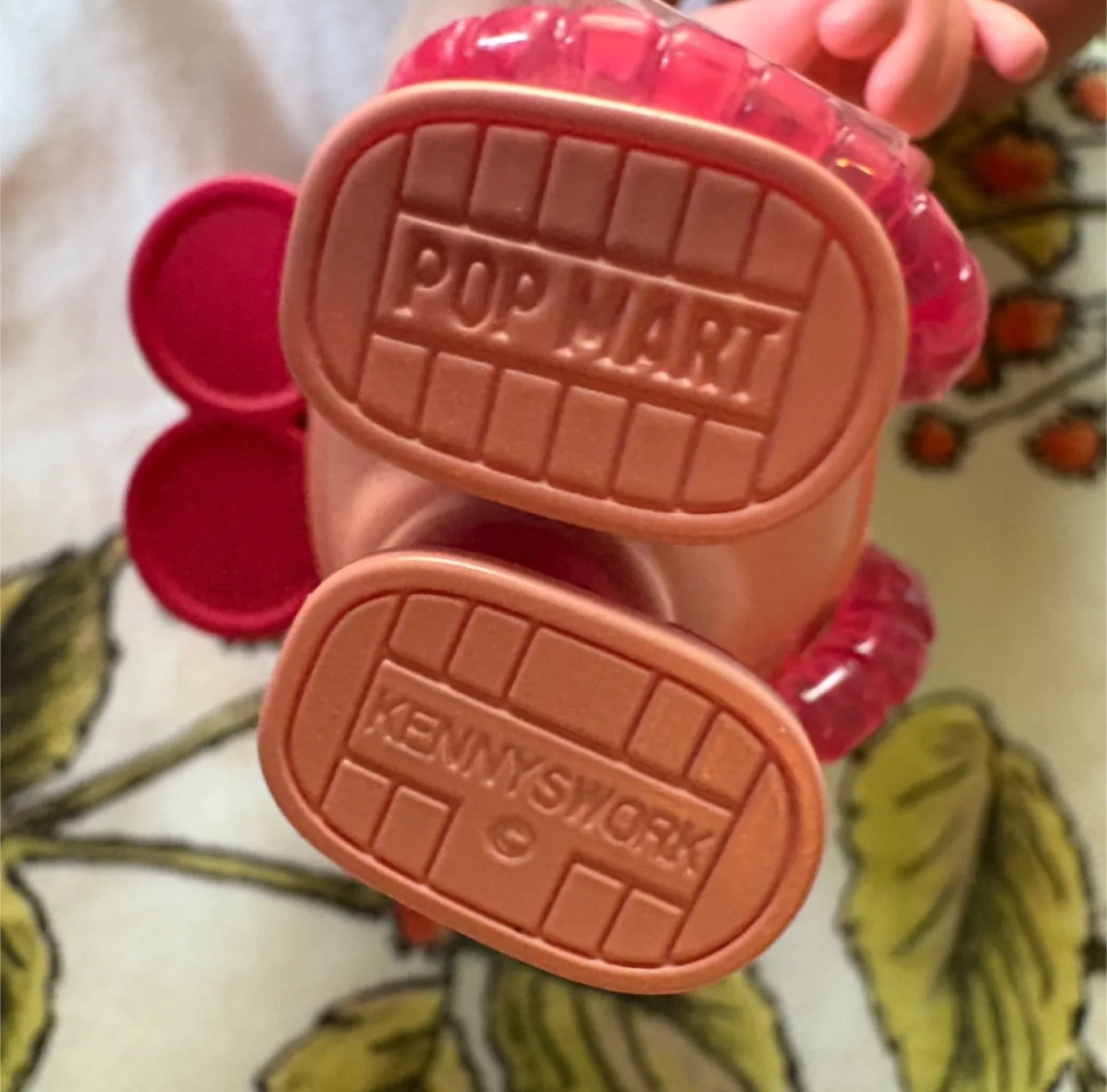 MEGA SPACE MOLLY 100% Peach 2016 POPMART x Kennysworth image indicator(9)