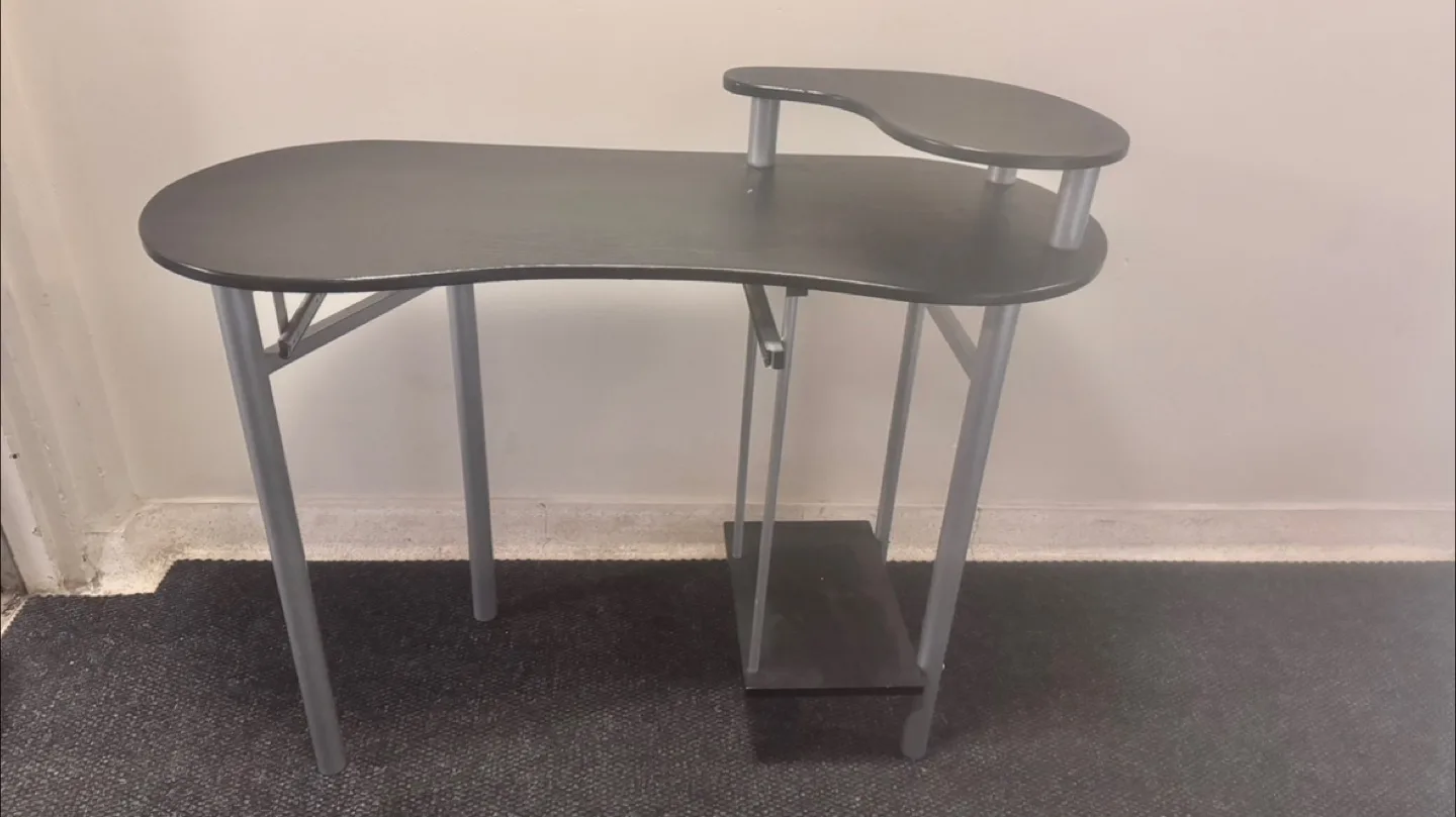 Small Black Desk image indicator(2)