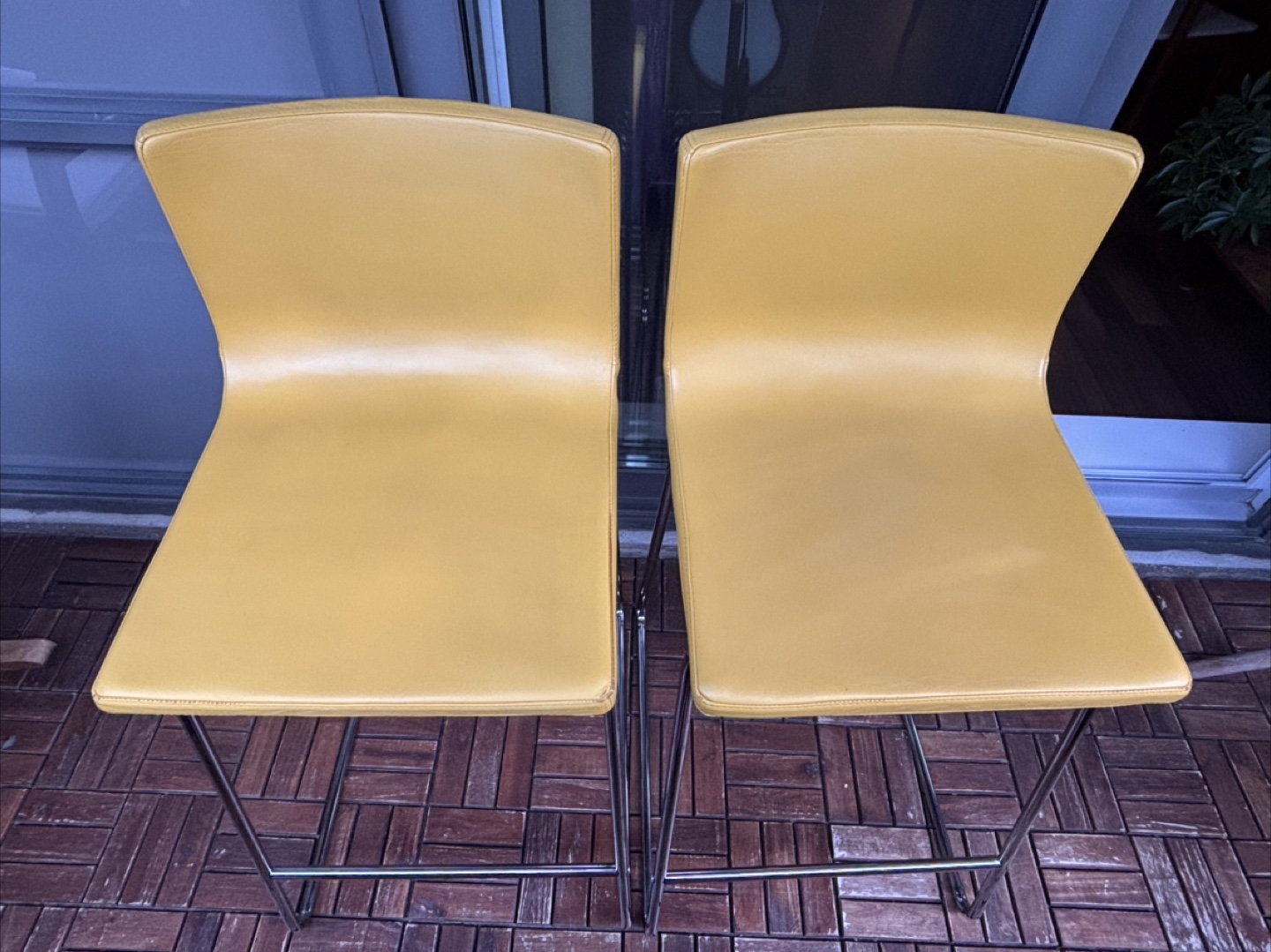 Set of 2 Yellow Leather Bar Stools - photo 5