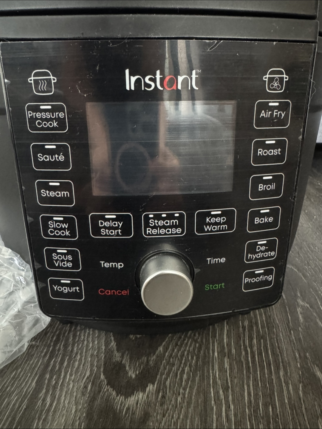 Instant Pot Pressure Cooker & Air Fryer - photo 3