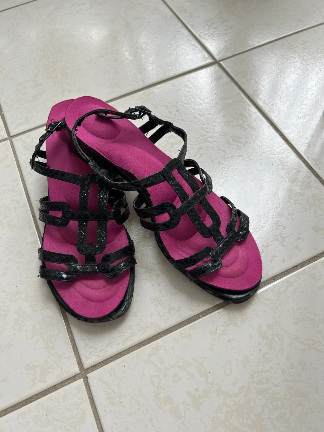 Sandals. Black Patent Leather.  Size 9 1/2 thumbnail
