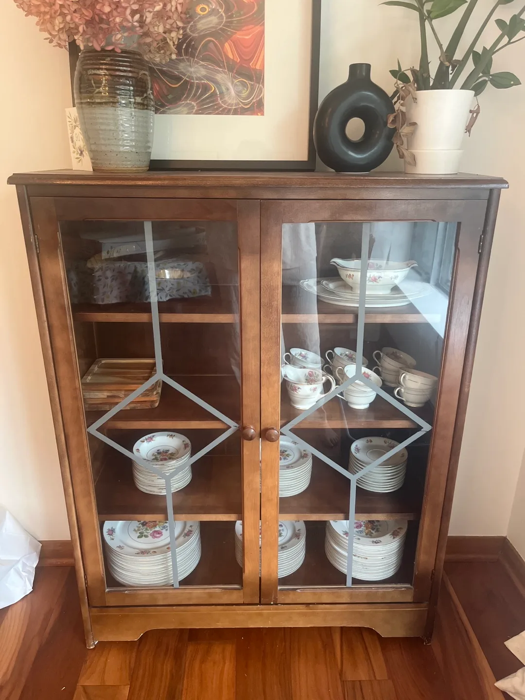 Wooden Display Cabinet thumbnail
