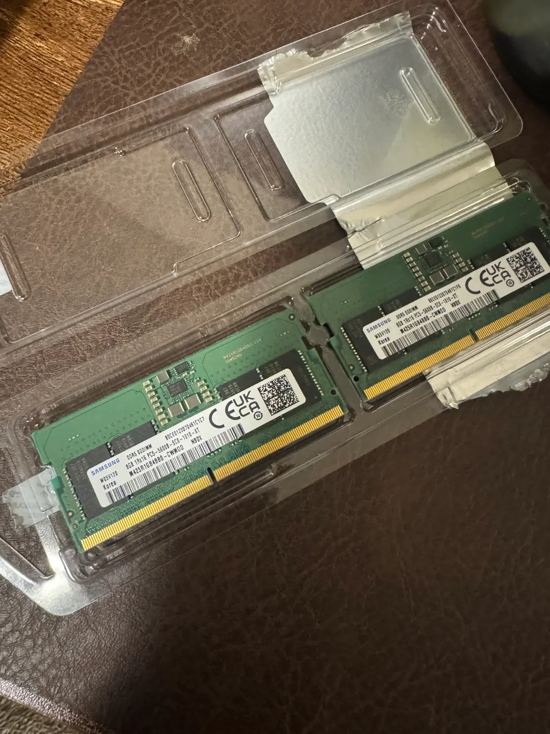 Samsung 16GB DDR5 SODIMM Memory thumbnail
