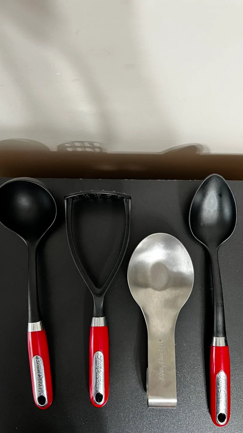 Betty Crocker Kitchen Utensil Set thumbnail