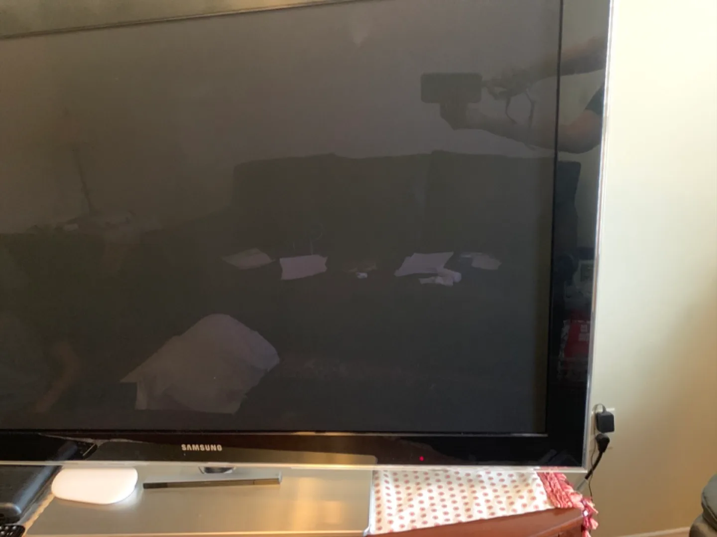 Samsung PN60B650Y1F 50 inch Plasma TV thumbnail