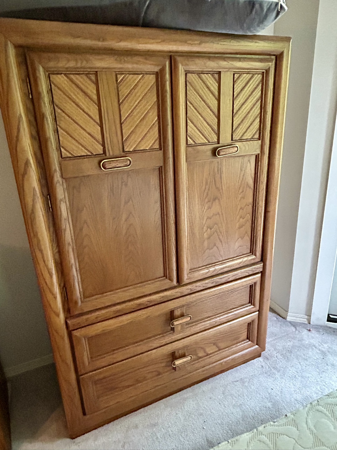 Oak Bedroom Set - Dresser, Armoire, Headboard - photo 2