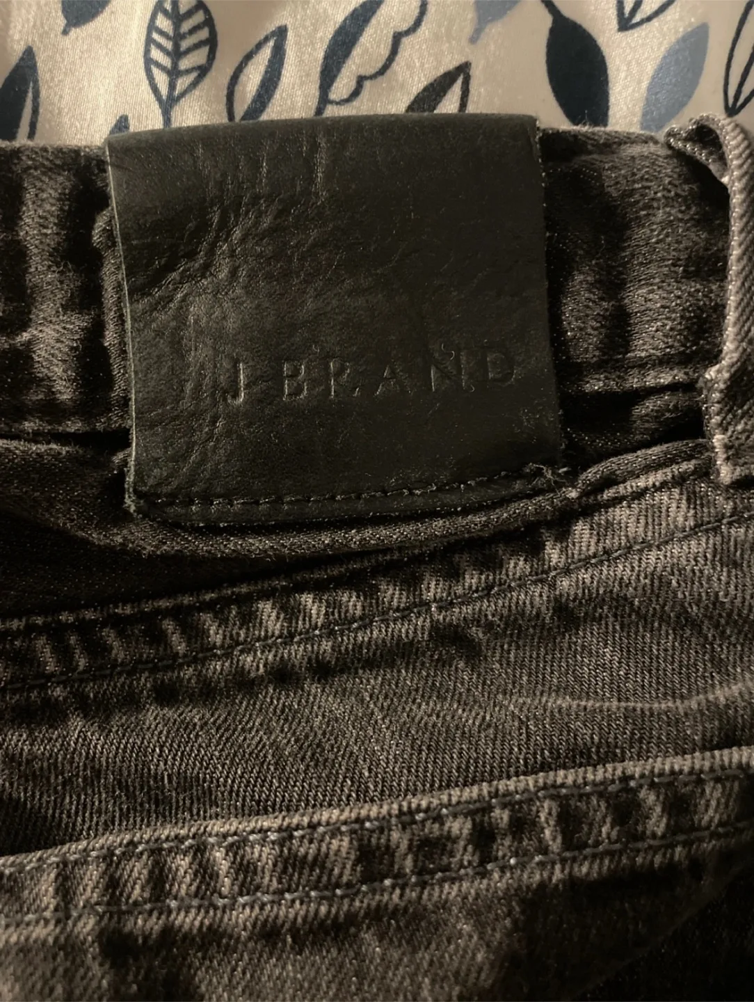 2 pairs of jeans/size 30/ Abercrombie & J brand image indicator(3)