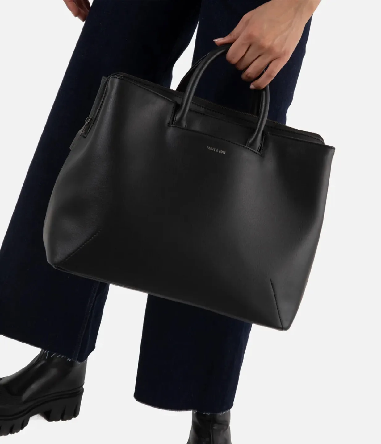 BNWT Matt & Nat Kintla-Arbor Black Work Office Laptop Travel Bag image indicator(7)