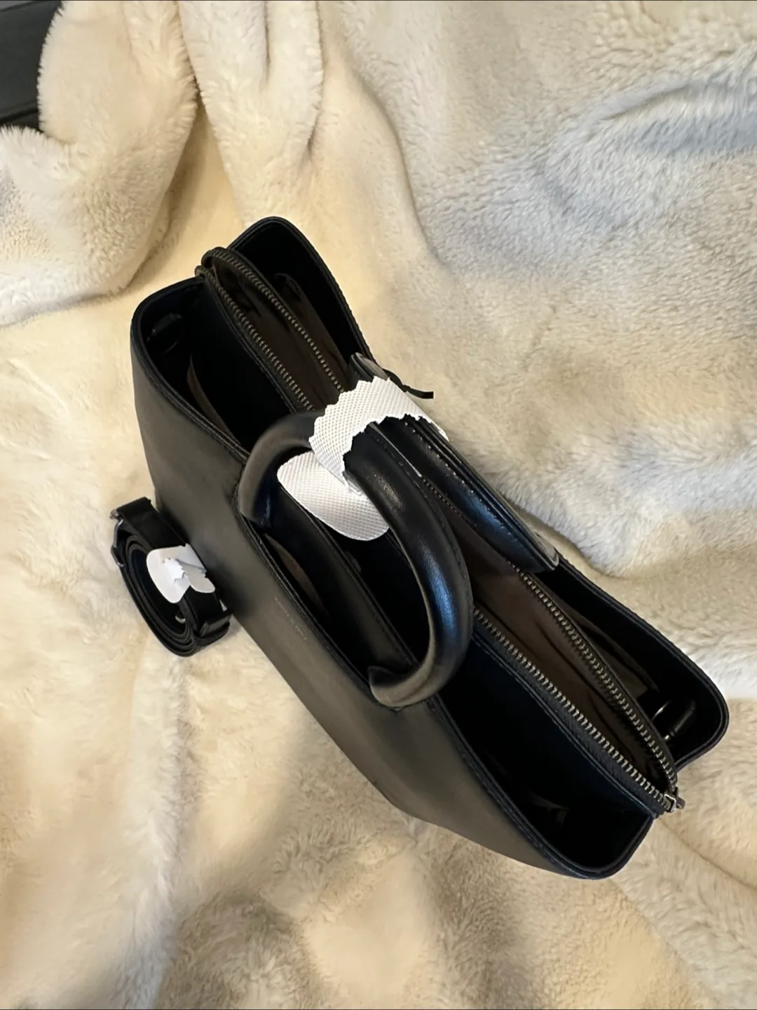 BNWT Matt & Nat Kintla-Arbor Black Work Office Laptop Travel Bag image indicator(3)