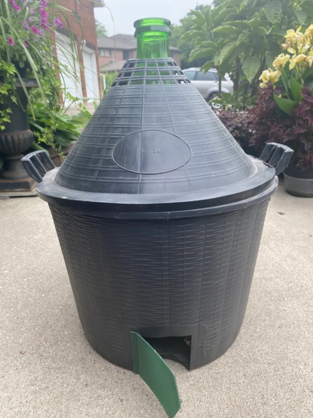 Demijohn Carboy Bottle with Basket - 54 Litre image indicator(2)