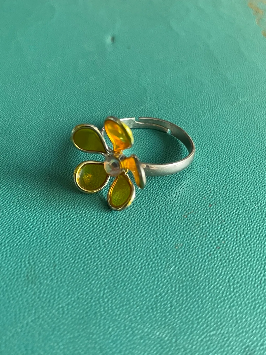 Yellow Daisy Ring thumbnail