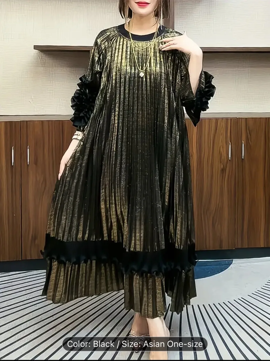 Black & Gold Pleated Dress - Asian One-Size thumbnail