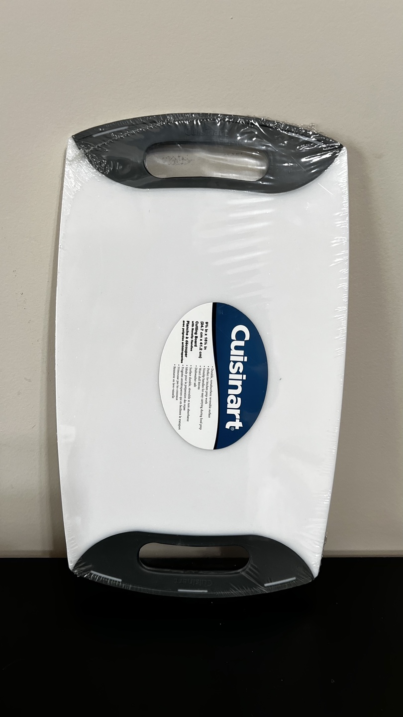 New Cuisinart Cutting Board with Handles - photo 3