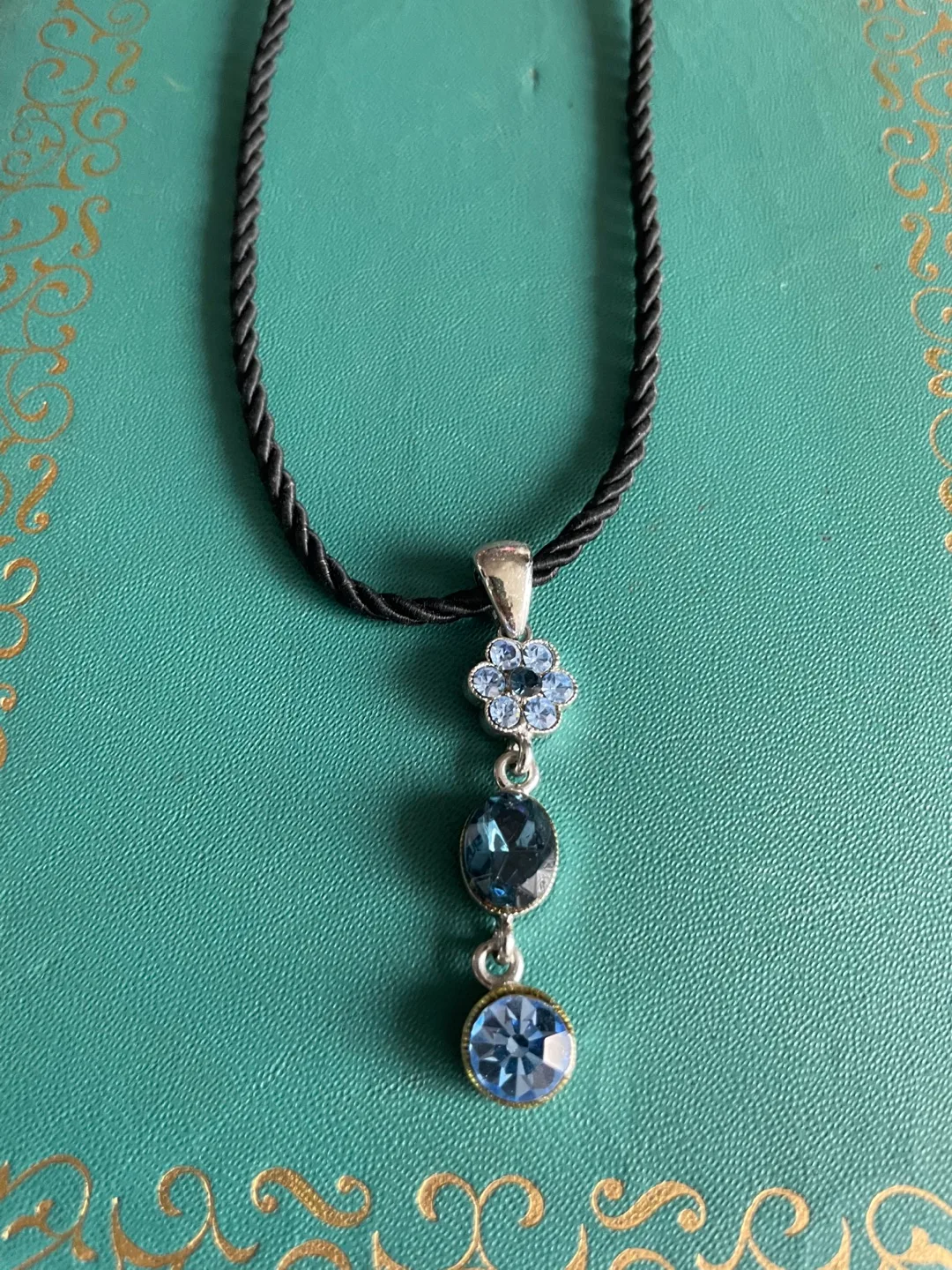 Blue Stone Pendant Necklace thumbnail