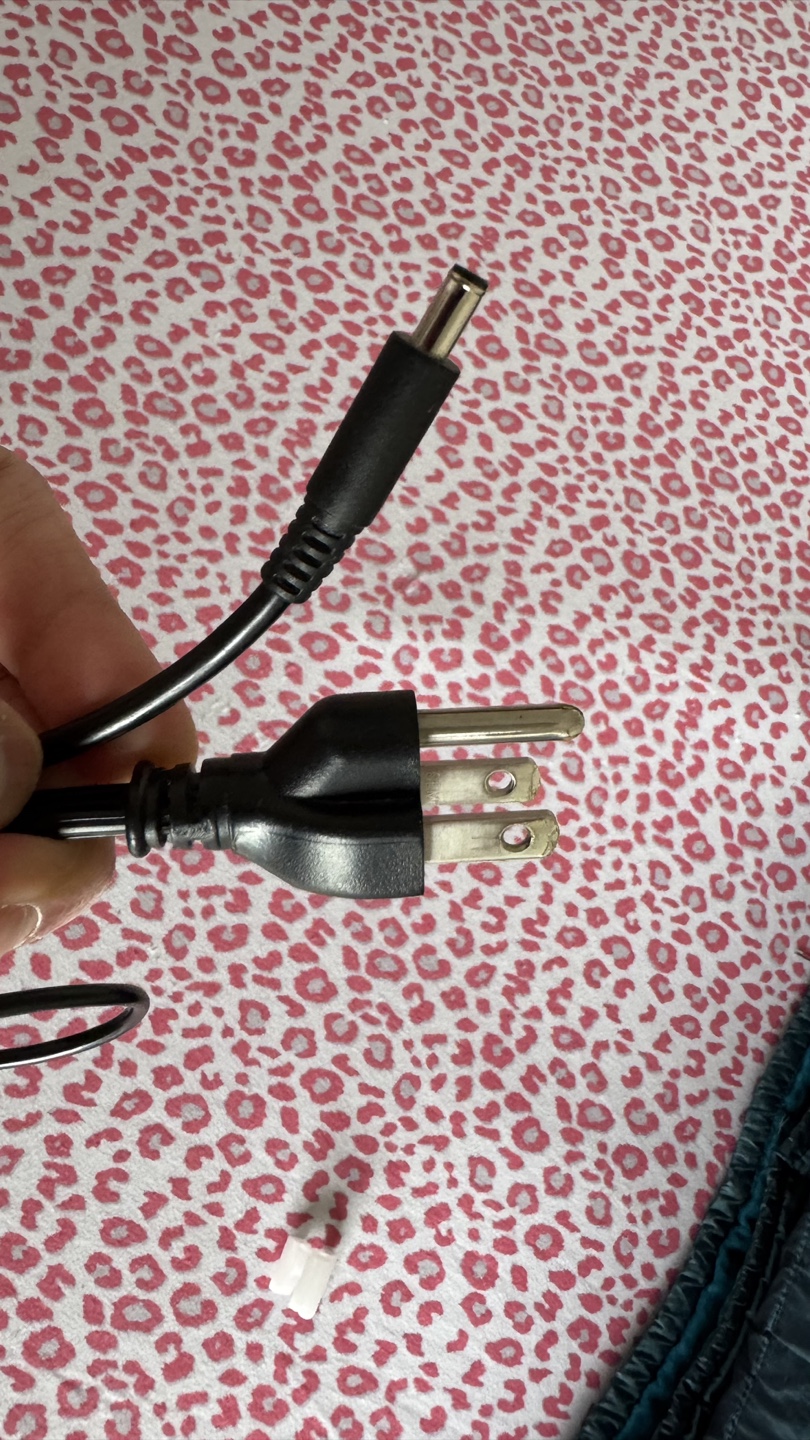 Dell 65.0W AC Adapter - photo 3
