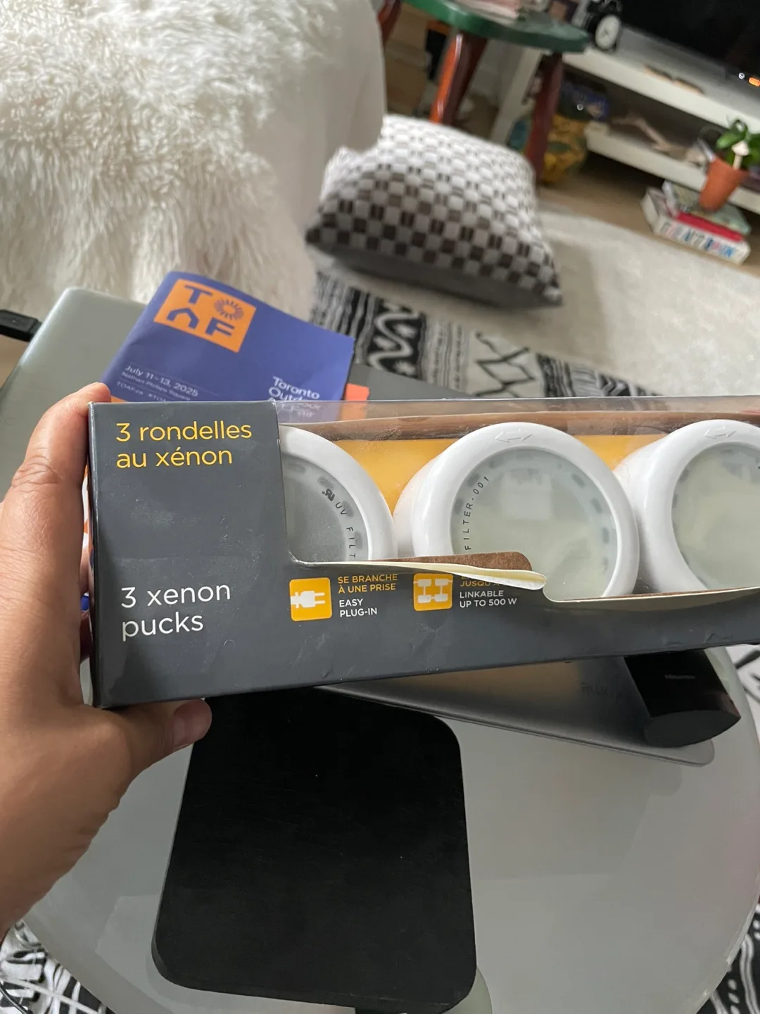 Illume 3 Xenon Pucks, New in Box! thumbnail