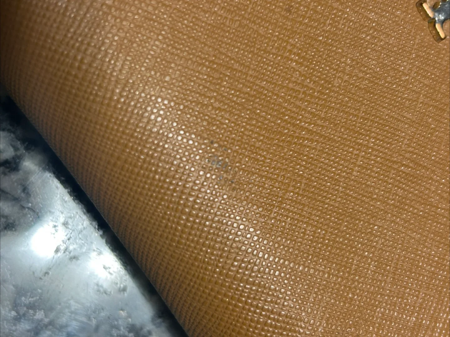 Tory Burch small zippered compact wallet image indicator(3)