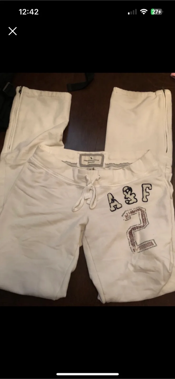 Vintage Y2K Abercrombie & Fitch White Sweatpants image indicator(3)