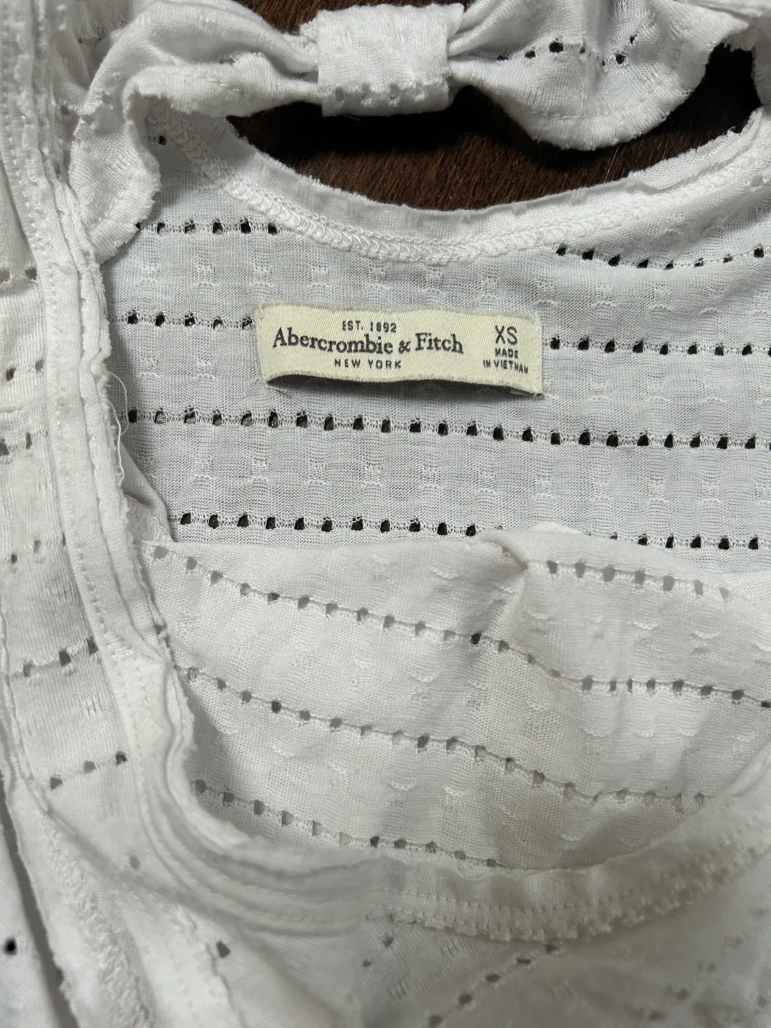 Vintage Abercrombie & Fitch White Tank Top - Size XS image indicator(2)