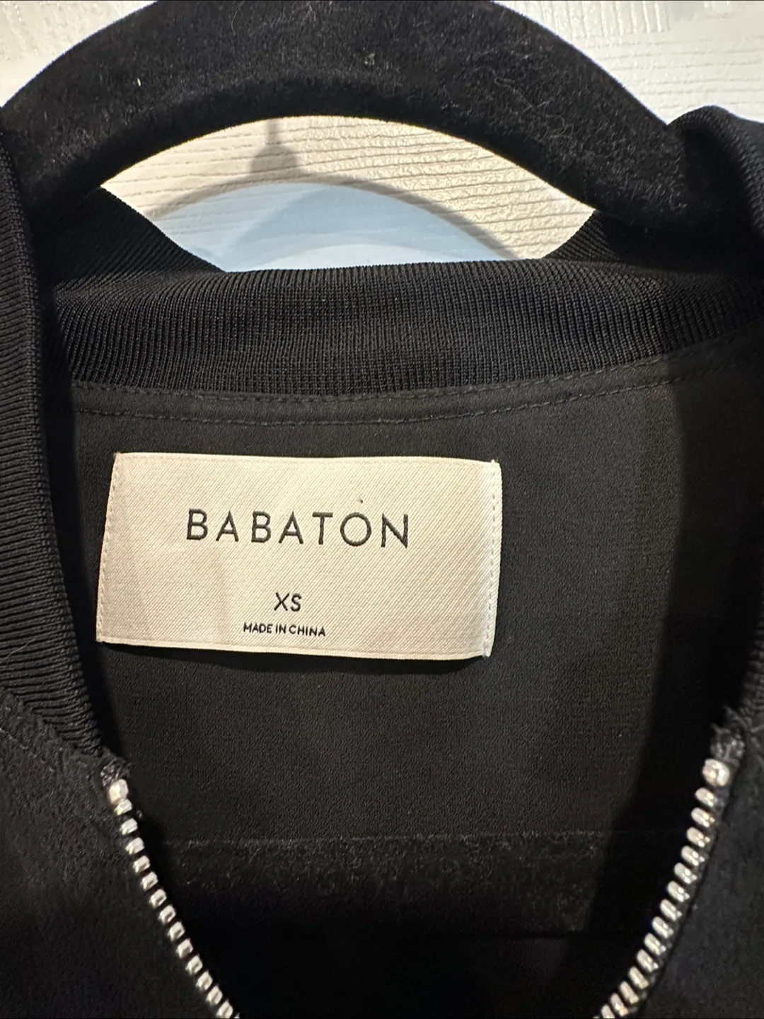 Aritzia Babaton Black Bomber Jacket Size XS image indicator(7)