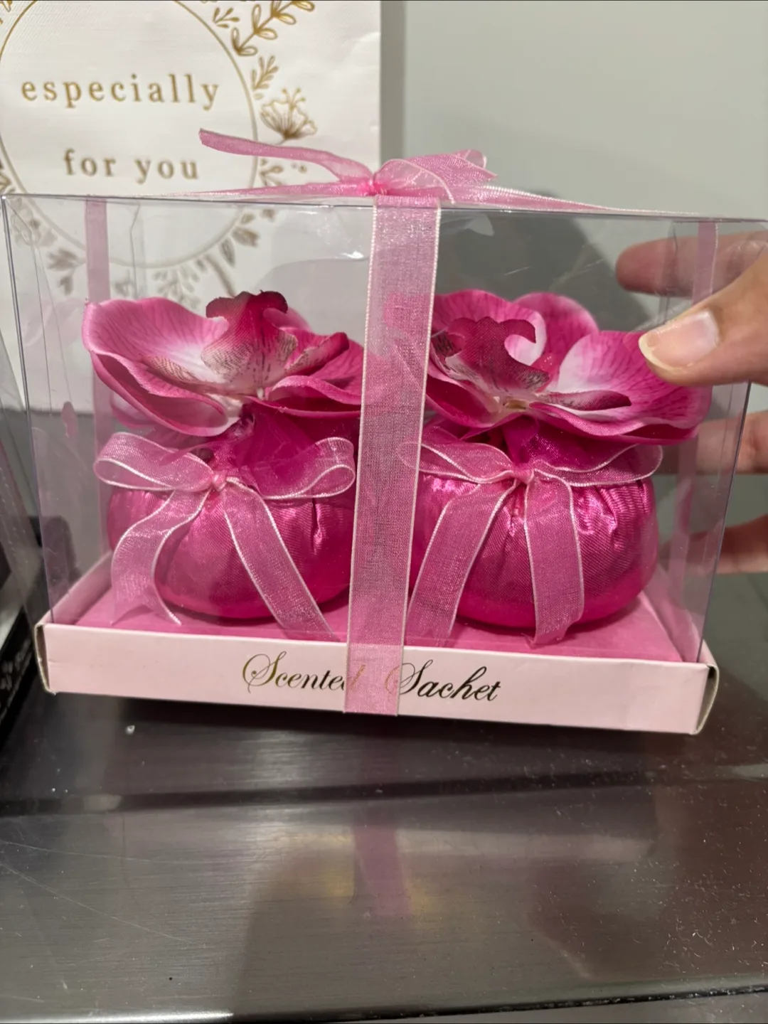 Scented Sachets - Pink Floral Design thumbnail