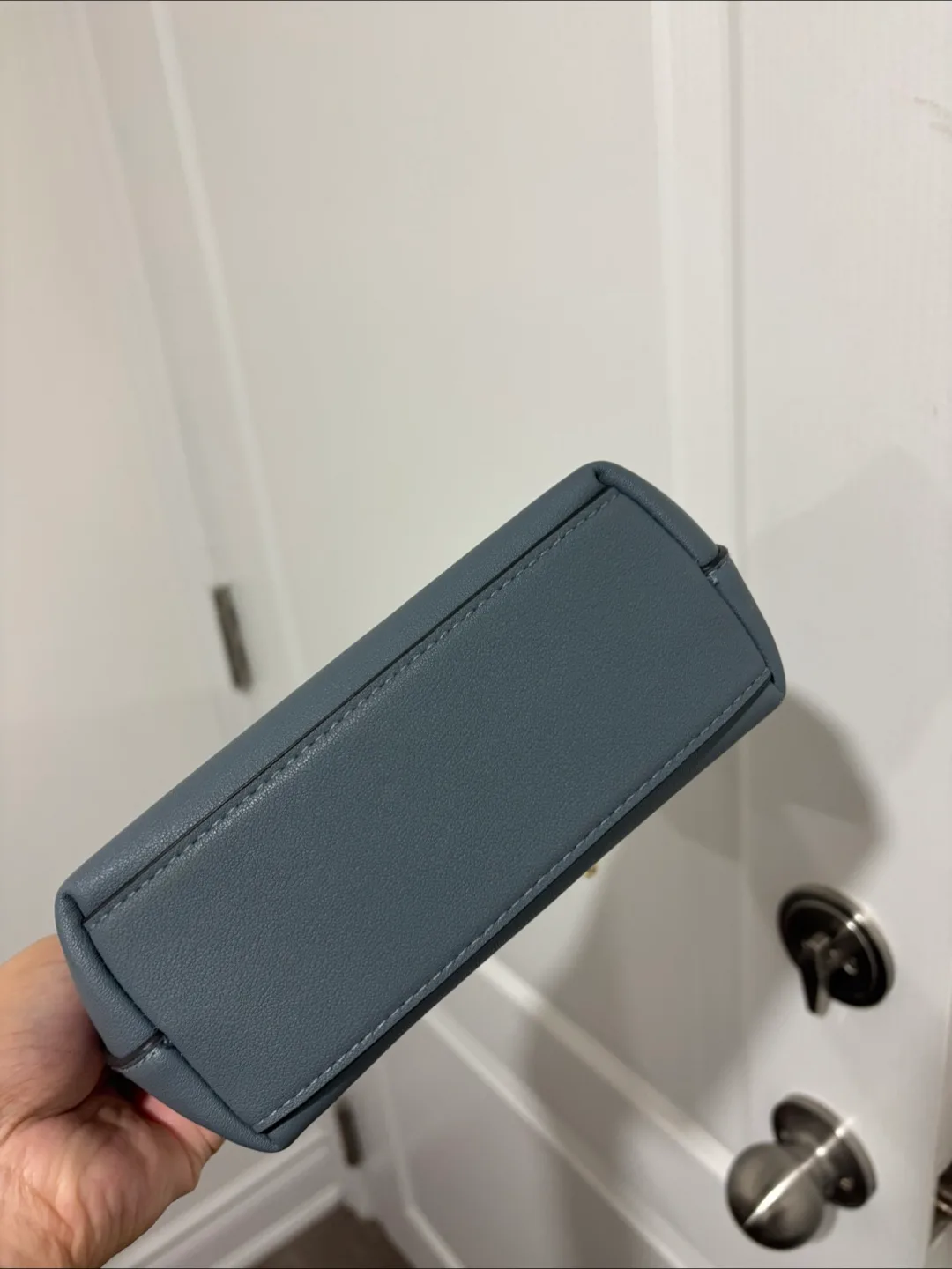 H&M Grey Clutch image indicator(2)