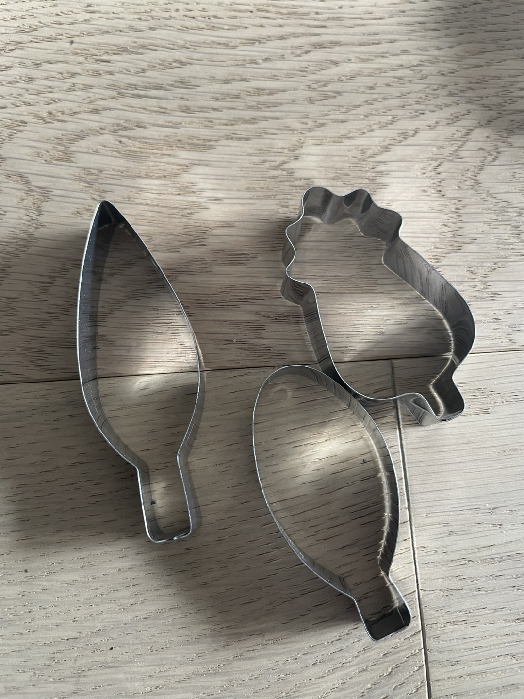 Orchid flower cutter