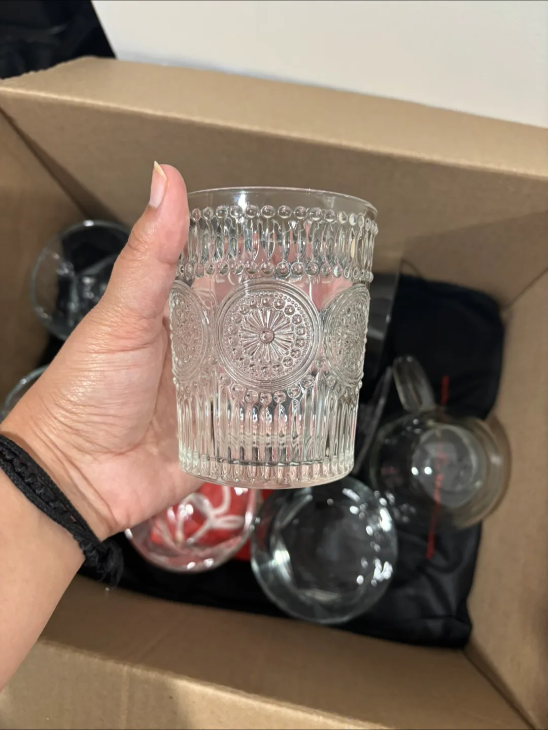 Mixed Glassware Set - Variety of Styles image indicator(3)