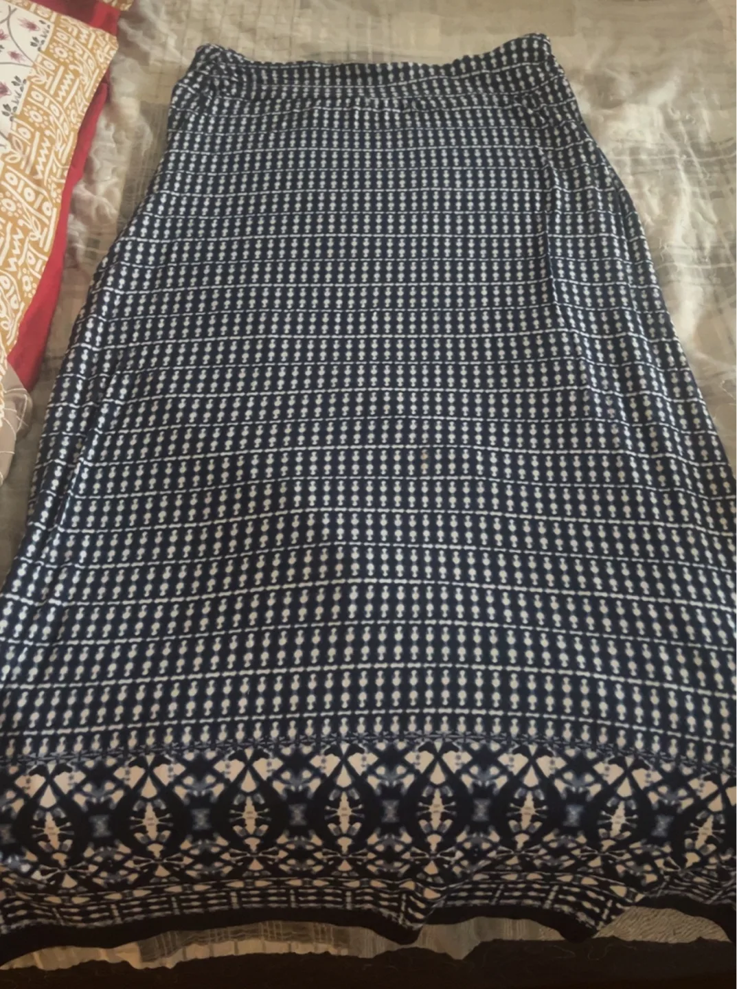 Liz Claiborne Navy Patterned Skirt thumbnail