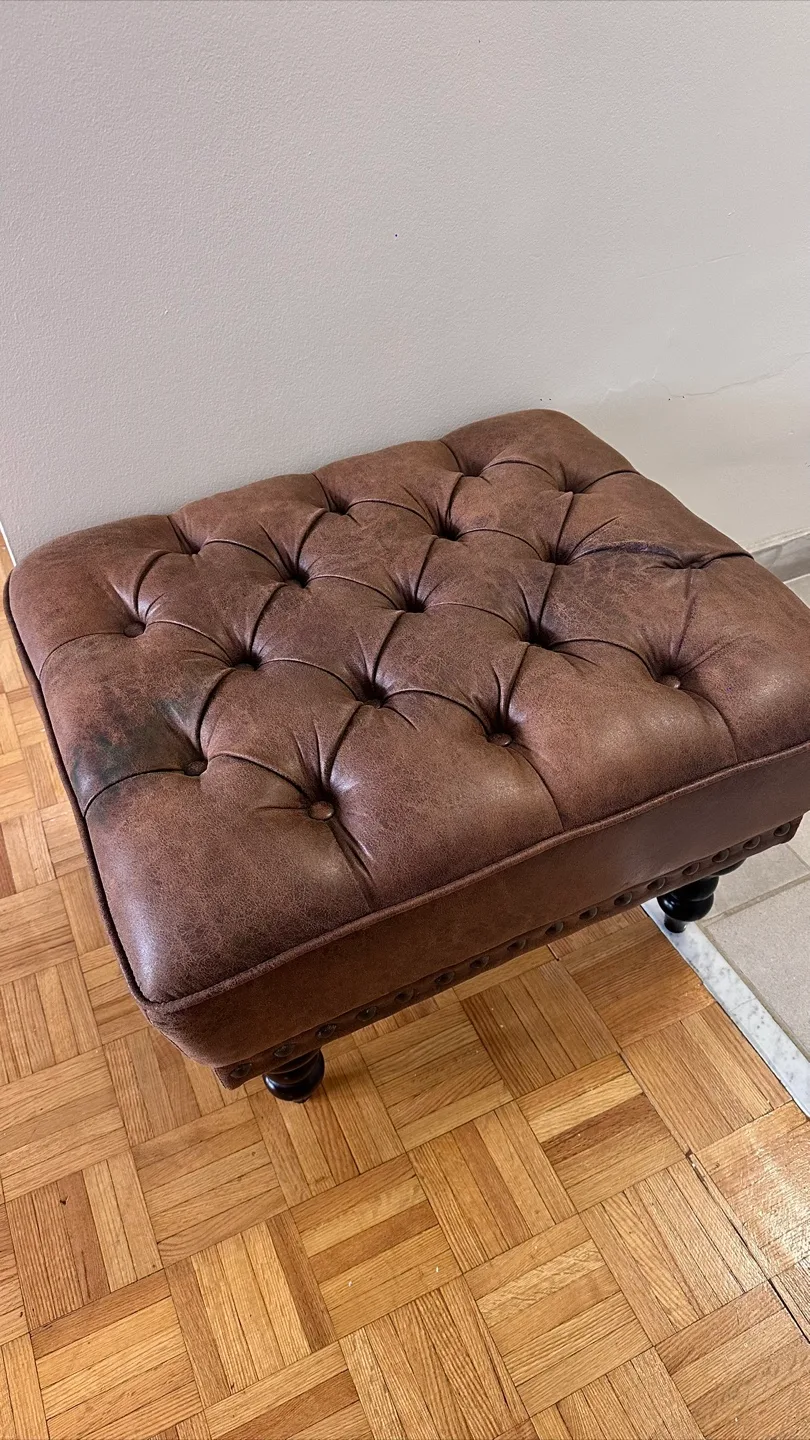 Brown Tufted Ottoman (73x51x40cm) image indicator(6)