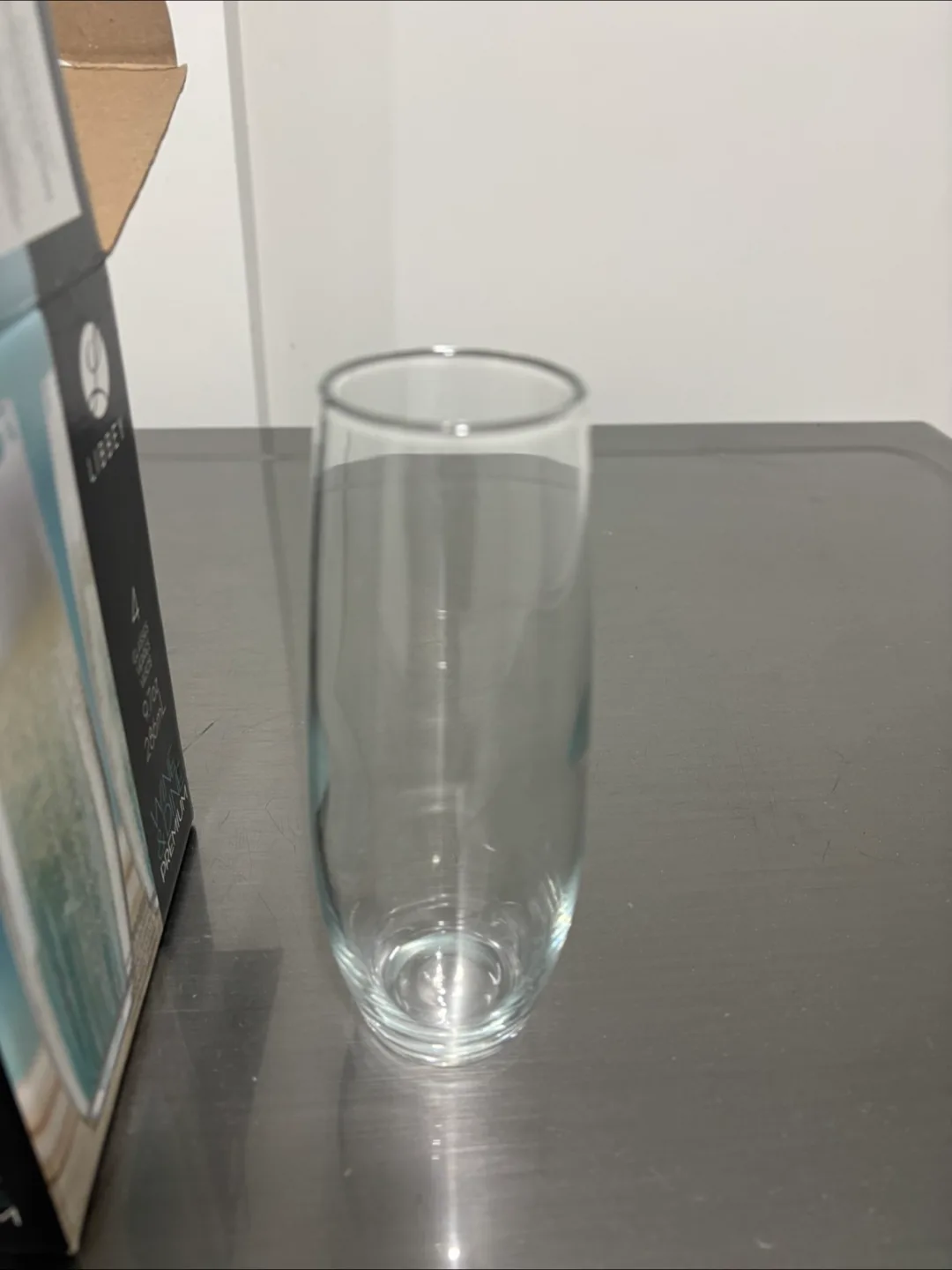 Libbey Wine Premium Glasses, Set of 4 image indicator(3)