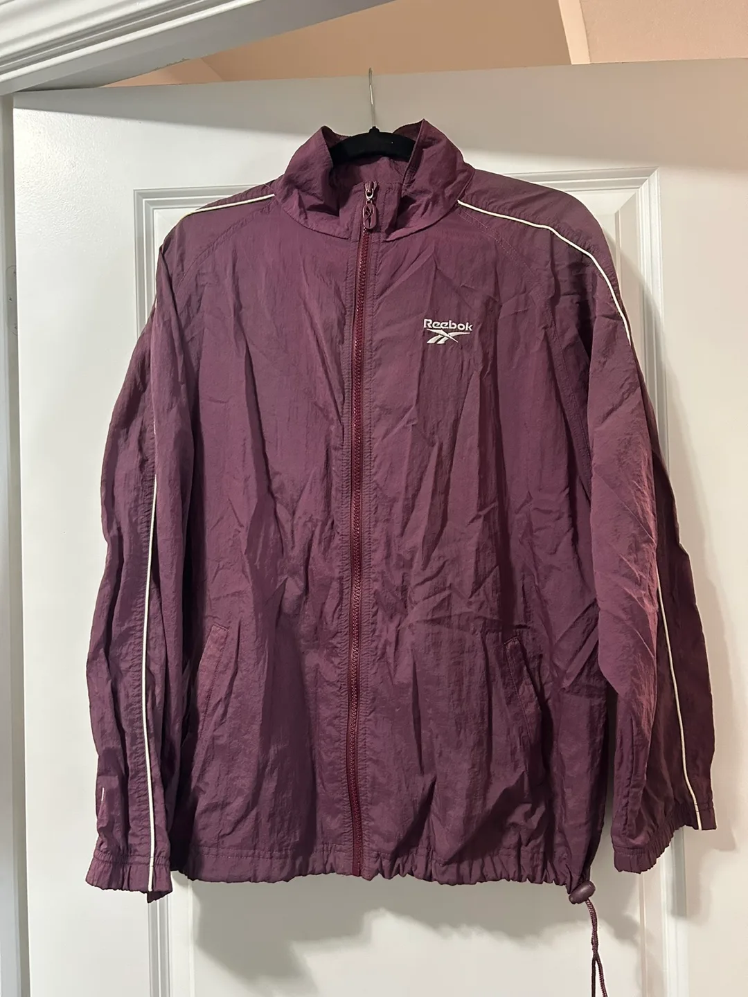 Men’s medium vintage Reebok windbreaker thumbnail
